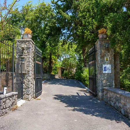 Grosse Sea And Mountains View * Gastouri (Corfu)