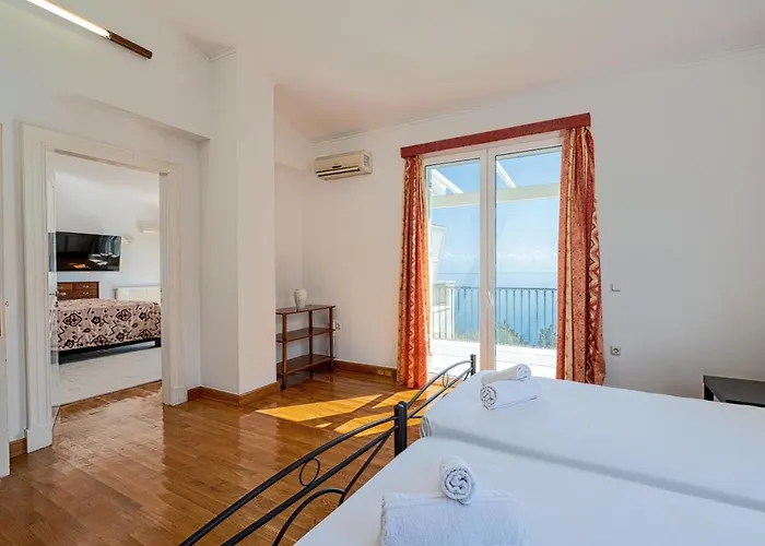 Villa Grosse Sea And Mountains View Gastouri (Corfu)