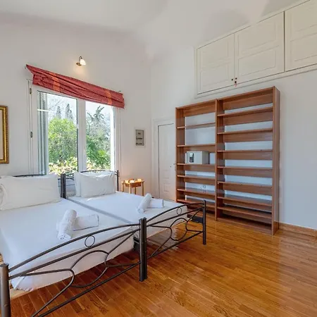 Grosse Sea And Mountains View Villa *